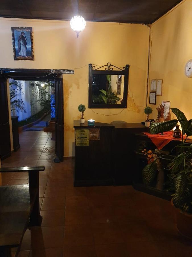Hotel San Judas Tadeo Garden Antigua Exteriör bild