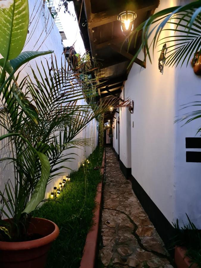 Hotel San Judas Tadeo Garden Antigua Exteriör bild