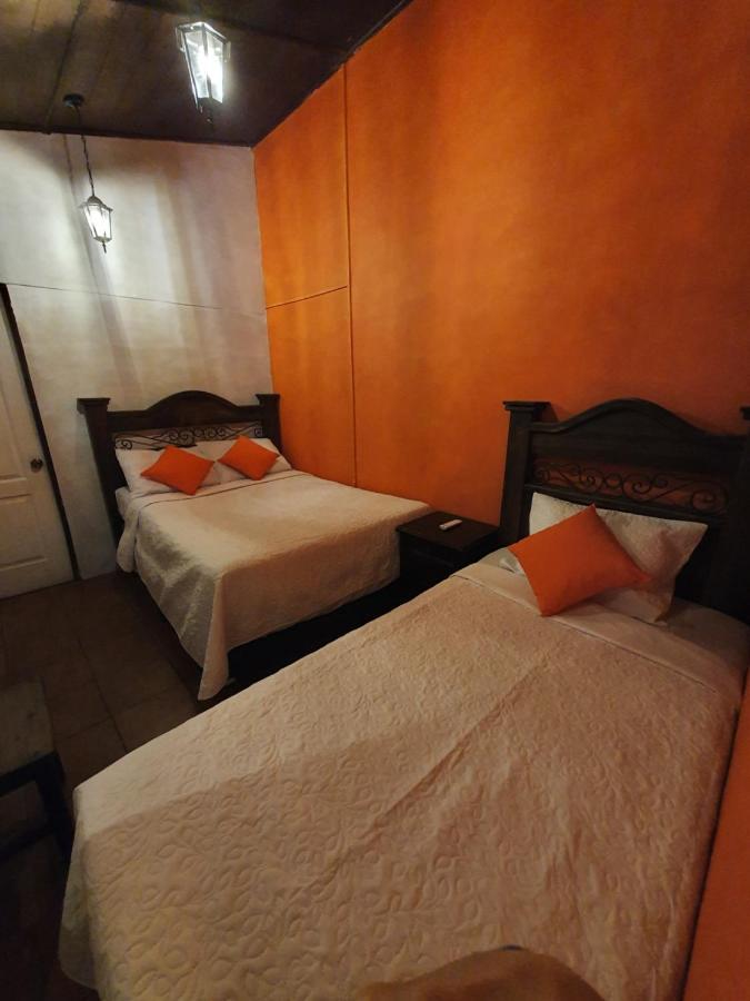 Hotel San Judas Tadeo Garden Antigua Exteriör bild
